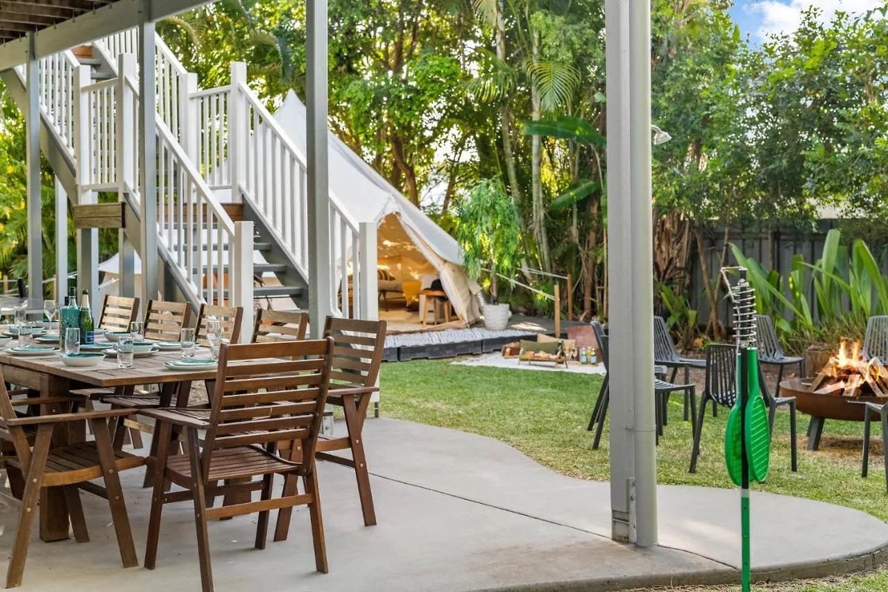 Stunning Beach House & Glamping Tent - Sunshine Coast Caloundra 0*,  Australia