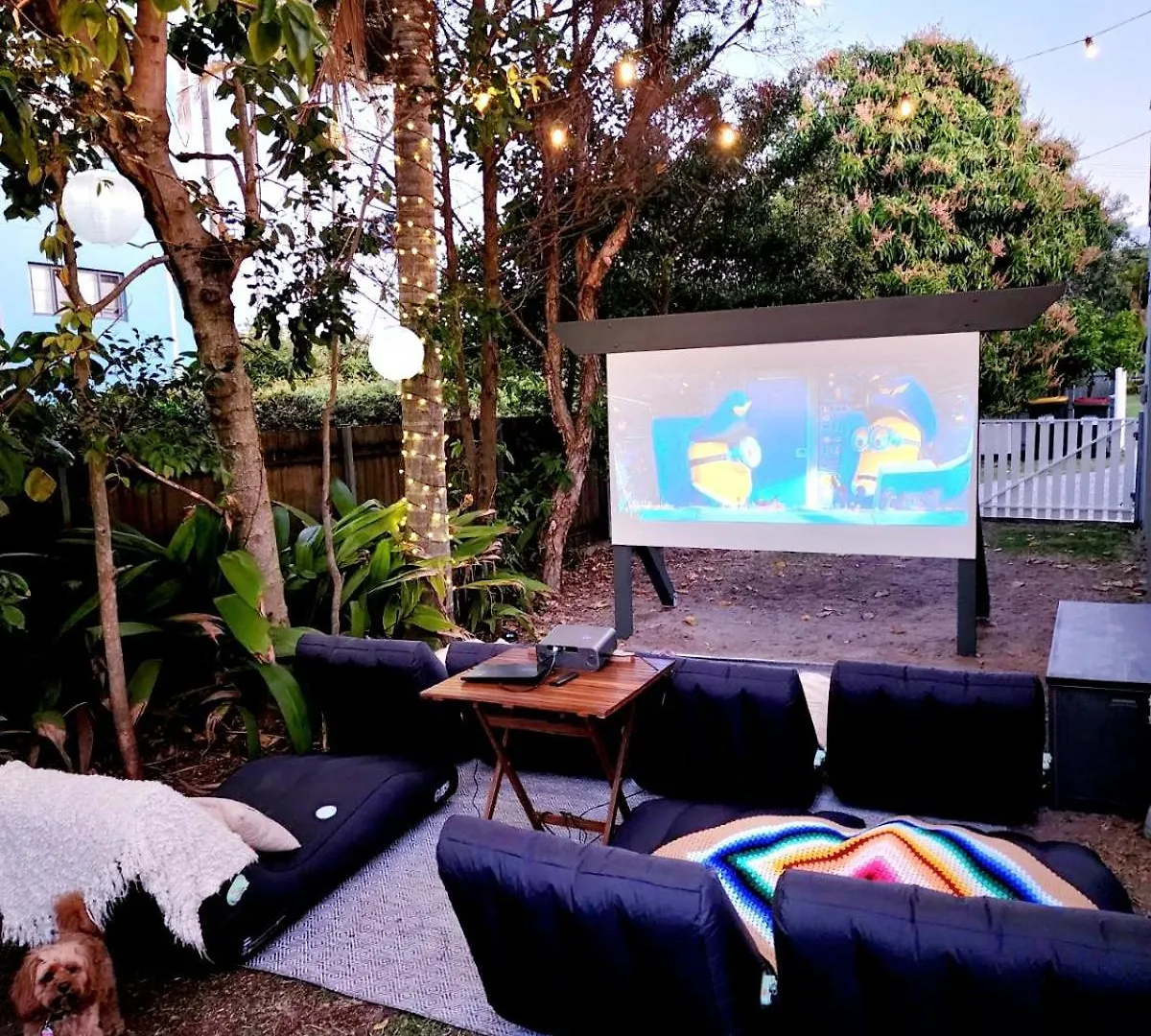 Stunning Beach House & Glamping Tent - Sunshine Coast Caloundra